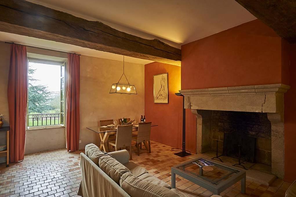 Gite La Terrasse - Manoir Le Plessix Madeuc Corseul Luaran gambar