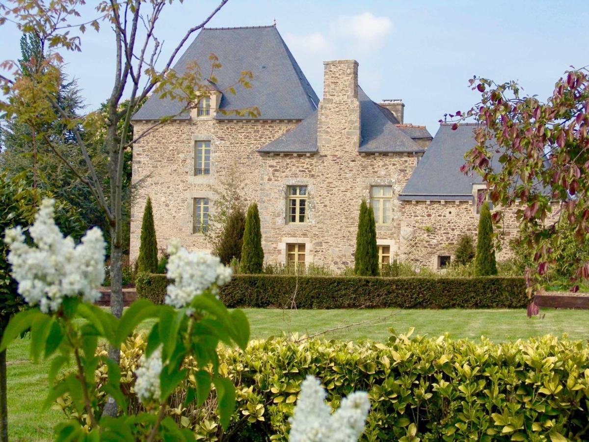 Gite La Terrasse - Manoir Le Plessix Madeuc Corseul Luaran gambar